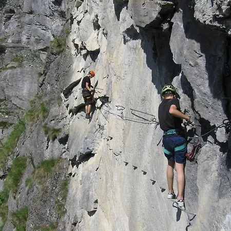 En Plein Centre Apartment Evolene